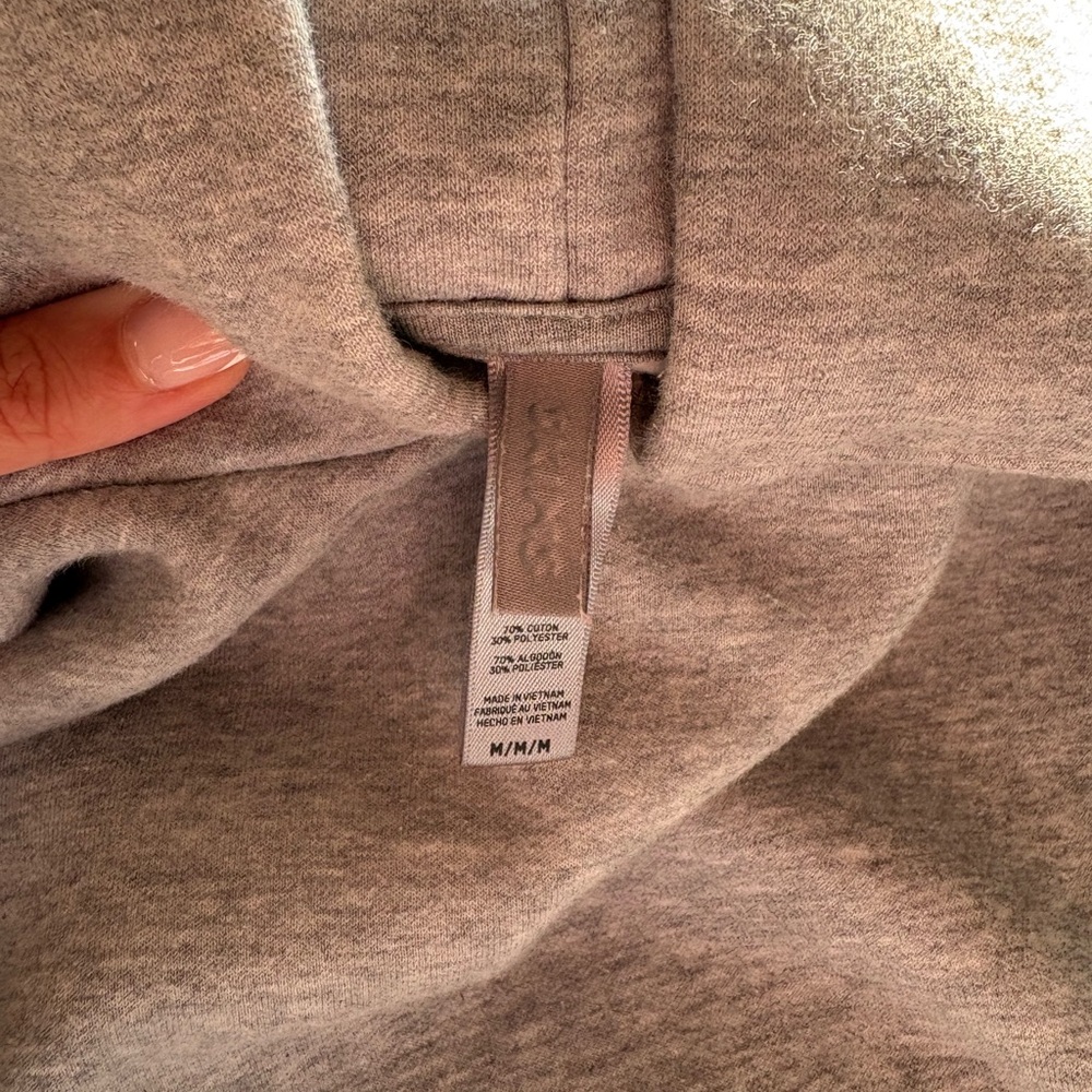 SKIMS Gray Women's Sweater - Picture 2 of 4